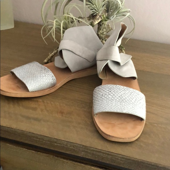 Vince Shoes - Vince sandals